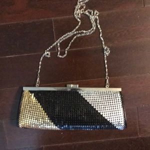 😁3/$15😁Black gold and silver metal evening purse